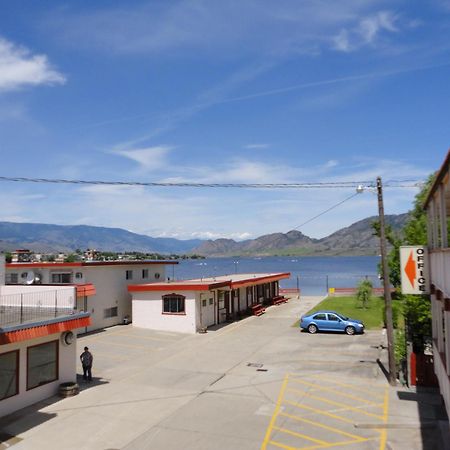 Spanish Fiesta Resort Osoyoos Bagian luar foto